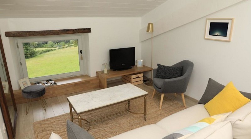 appartement trounday matxienia salon osses