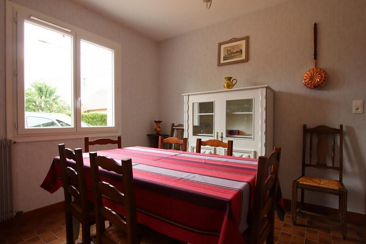 Meublé A voste - gan - salle a manger