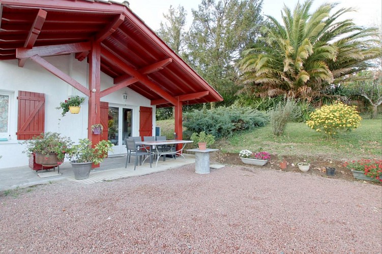 -saint-pee-sur-nivelle-gaineko-etxea-cote-basque--ref--G152258