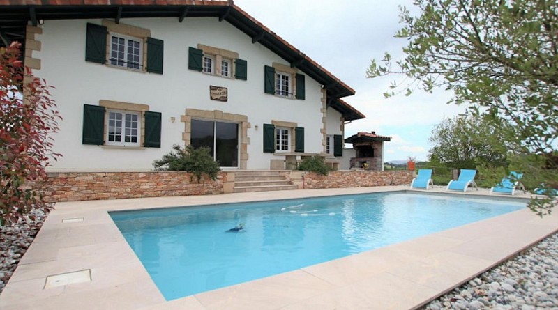 maison gelos exterieur ahaxe