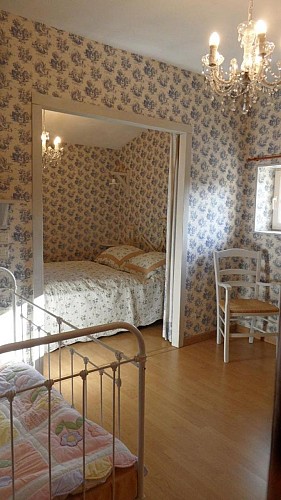 chambre 1 : Lit double et lit enfant