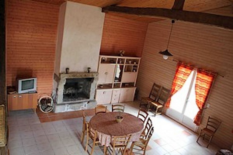 cheminée-130-petit.jpg_5