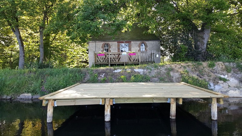 clesse-gite-du-pecheur-ponton.jpg_1