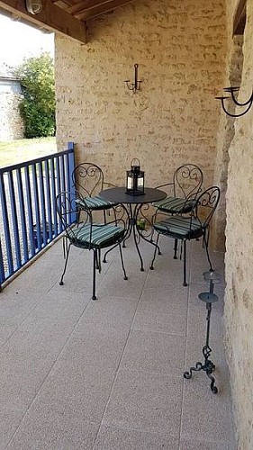 Meuble petite maison bleue Bluh Noize plaine et vallees Thouarsais Deux Sevres