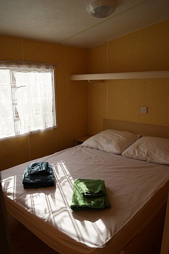 moutiers-sous-chantemerle-domaine-des-sablieres-chalet-vert-chambre1