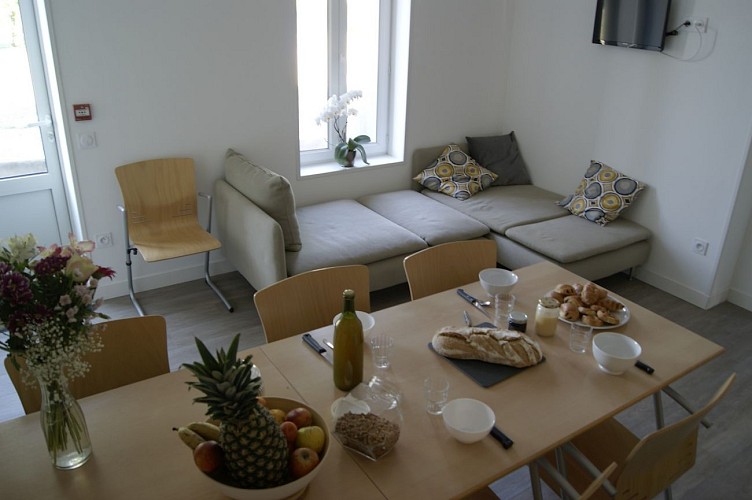 moutiers-sous-chantemerle-domaine-des-sablieres-gite-libellule-salon