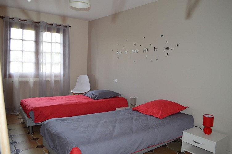 neuvy-bouin-gite-du-rocher-chambre2-bis