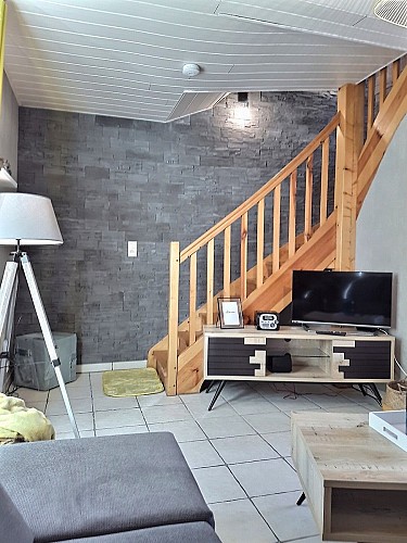 combrand-la-bonaudrie-gite-madame-salon-1300