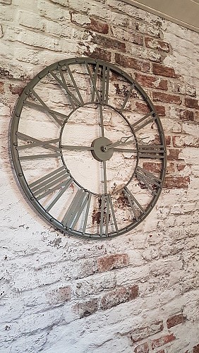 combrand-la-bonaudrie-gite-madame-horloge-1300