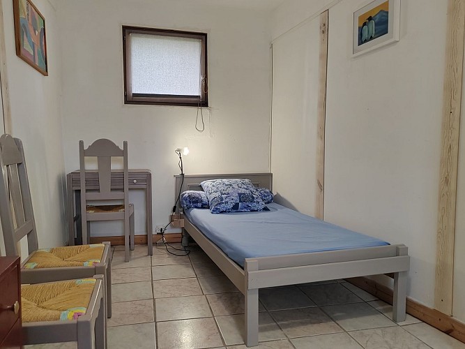 Meuble tourisme dahlias cardi Val en Vignes Thouars Thouarsais Deux Sevres