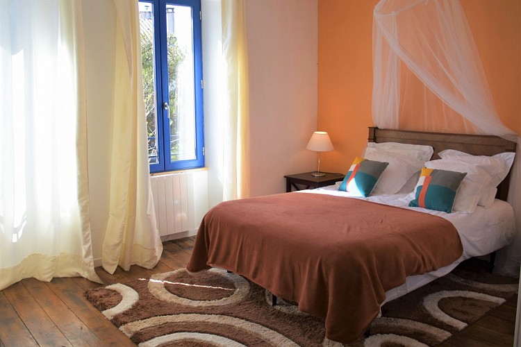 Gîte de la Coulonnerie - Grande chambre parentale