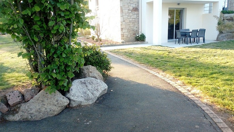 loublande-gite-la-croisee-des-chemins-terrasse