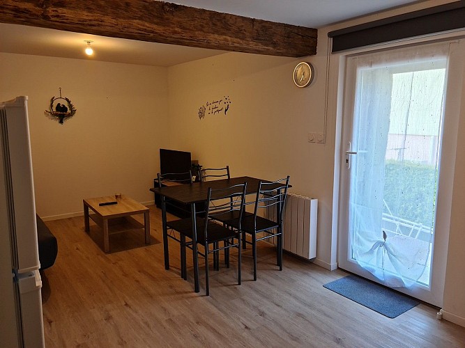 cerizay-gite-reves-bleus-coin-salon