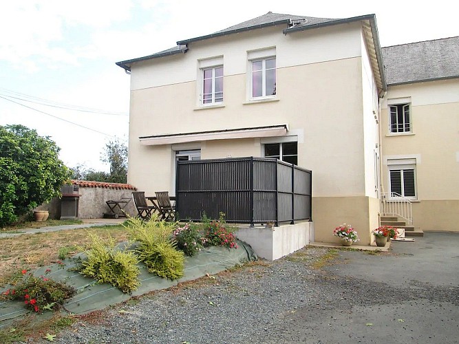 loublande-gite-villa-st-georges-facade
