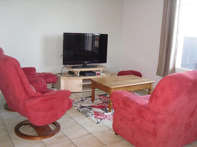 loublande-gite-villa-st-georges-salon