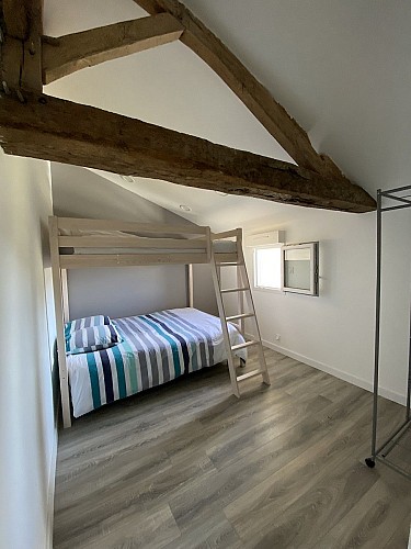 argentonnay-gite-le-porteau-chambre3