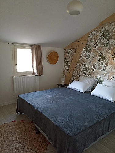 la-petite-boissiere-gite-les-roussieres-le-pivert-chambre