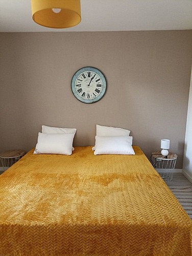 la-petite-boissiere-gite-les-roussieres-le-pivert-chambre8