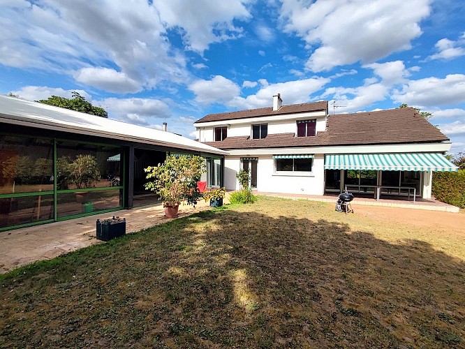 nueil-les-aubiers-gite-le-45-tours