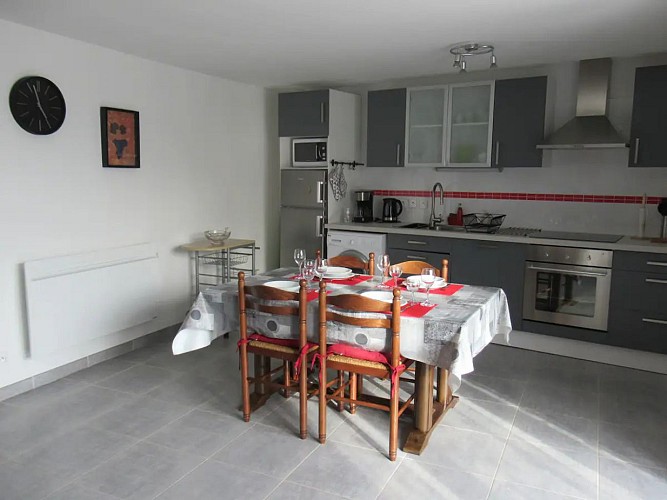 9a3f426b-6aed-4123-8ea1-22c174ae7807_1