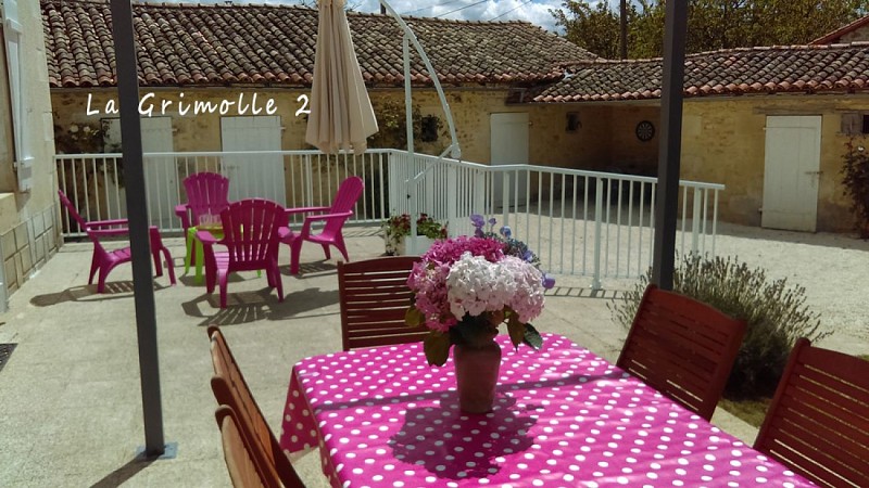 Gîtes de la Grimolle_2 Terrasse