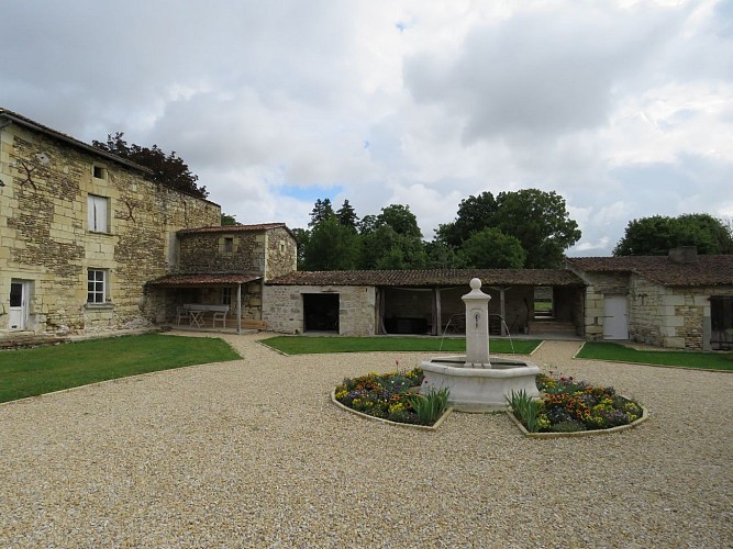 11-Jardin-Relais du Puits d'Arçay