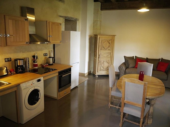 413504-2_1156_ceb789ca94b08f9d29cddbfd92ec2543