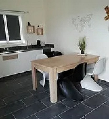 ad13fe_6e7f1c2cd66a48b5bd1fbcdd09eccf40_mv2