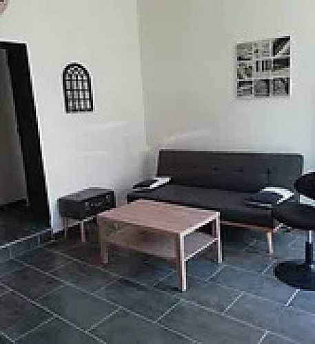 ad13fe_93442bd06edd419caf403f625d39ab5b_mv2