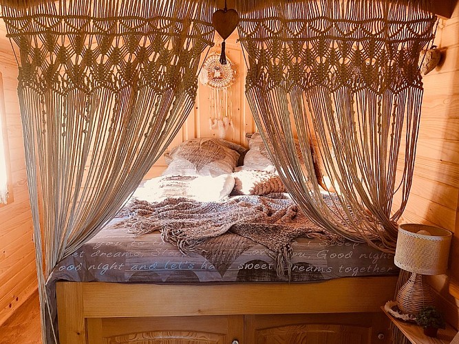 Roulotte la Chouette des Granges