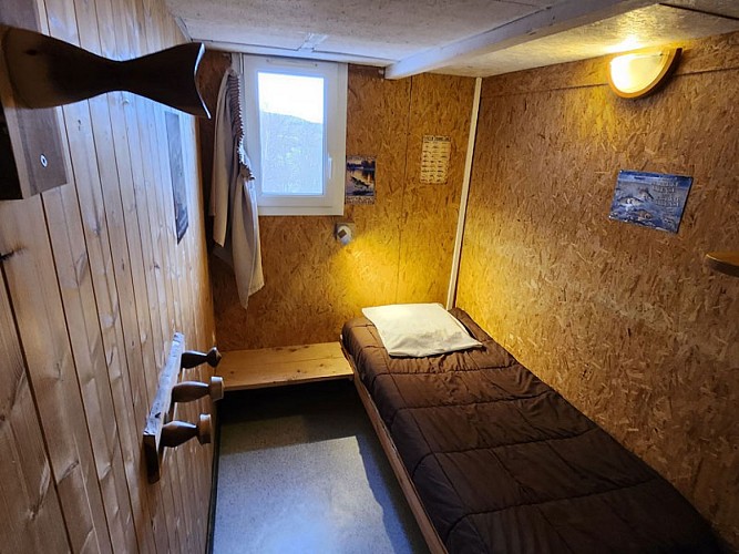 gite_location_vassiviere_loutre_lit_90