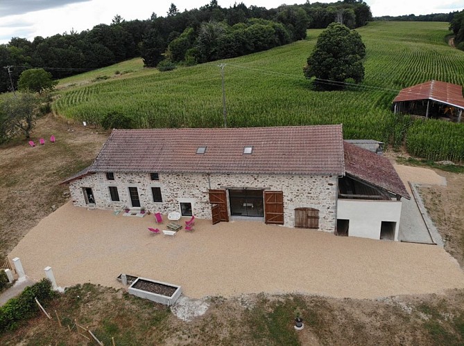 Gîte La Ribière Chomeau, à Bujaleuf (extérieur)_2
