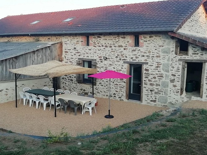 Gîte La Ribière Chomeau, à Bujaleuf (extérieur)_3