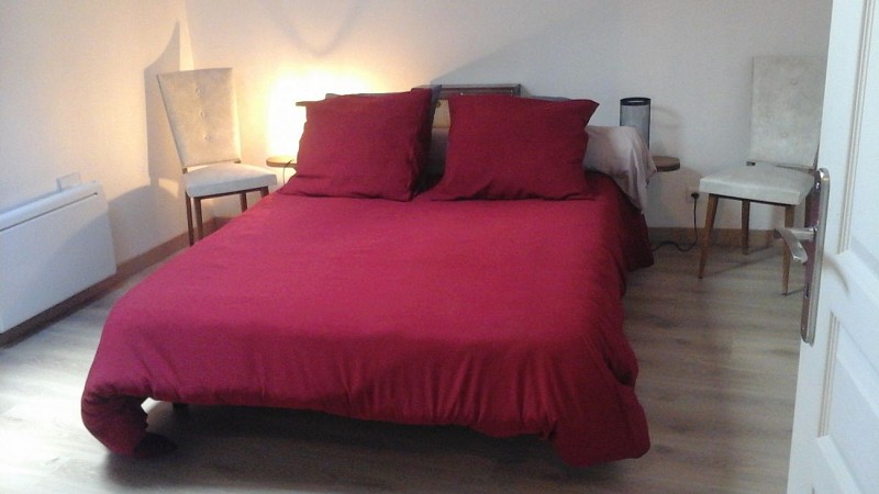 Maison de campagne au bord de l'eau