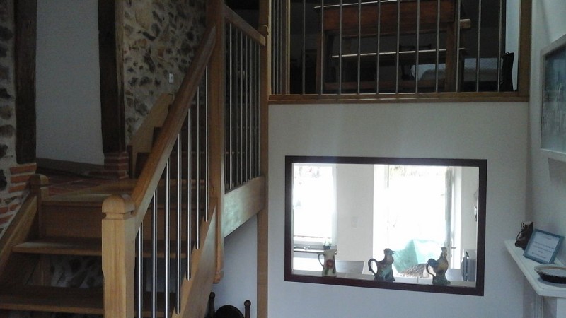 Maison de campagne au bord de l'eau