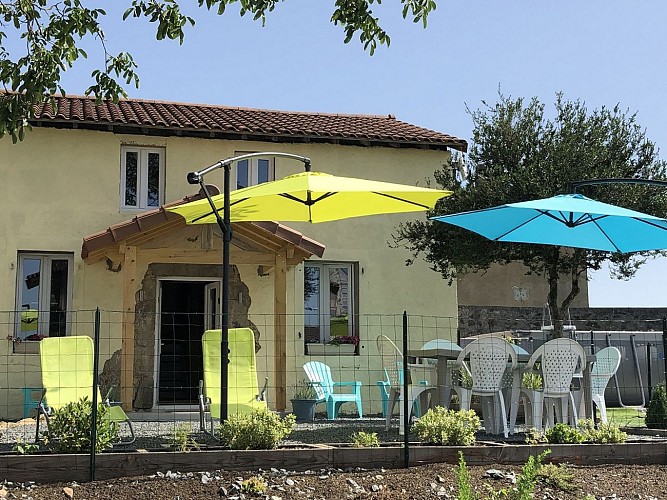 The walnut tree gîte