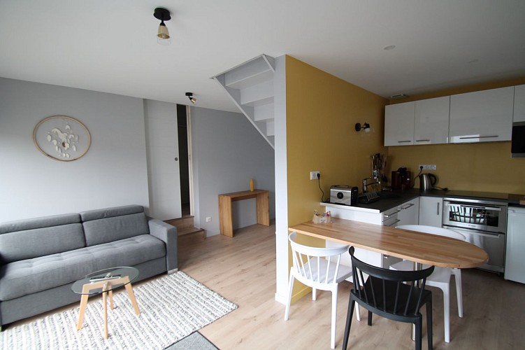 Séjour appartement jaune_3