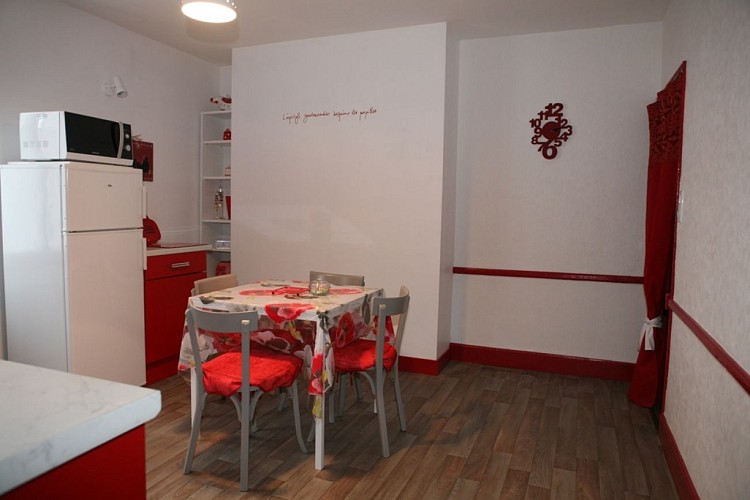 Cuisine location Rochechouart