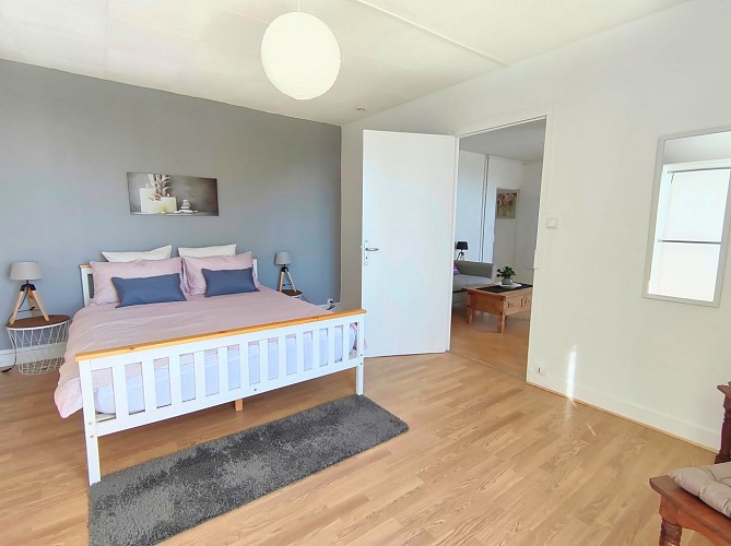 Number 22 Apartment 4