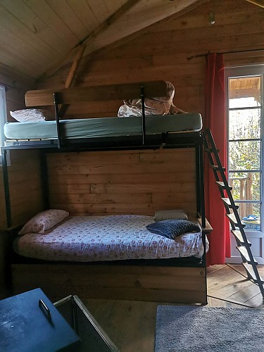 Cabane sur Pilotis les Bois de Saint Auvent