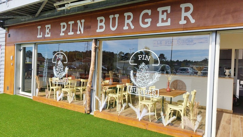 Le Pin Burger ext