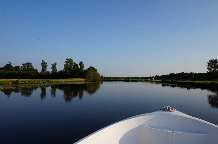 Location de bateaux électriques avec Escapade Nature