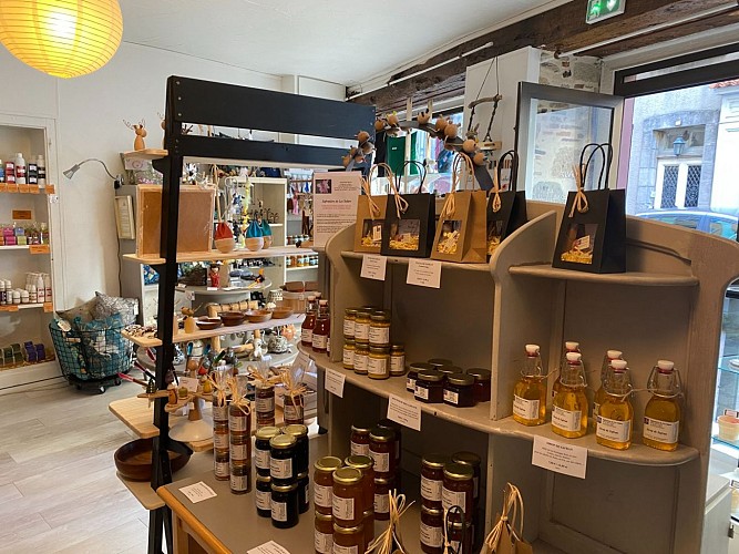 boutique-createurs-rochechouart-poltourisme (5)