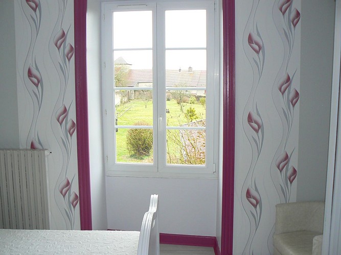 chambre violette vue sur le parc