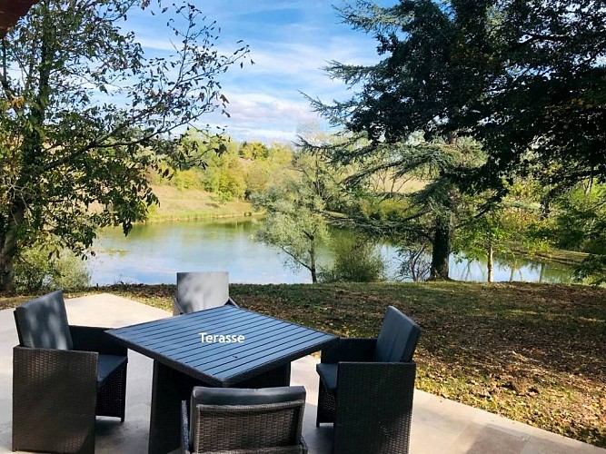 a1fd933d-d3ab-4c7a-b597-42a56fa9bbbc