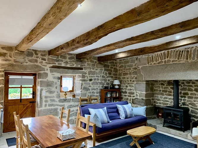 8A20B2BF-4FFE-4DA3-91AF-8AAEB19969EA_1_105_c