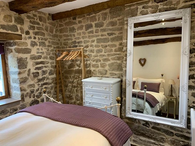 861B915B-AE96-4F9E-AA9D-620D914FFC43_1_105_c