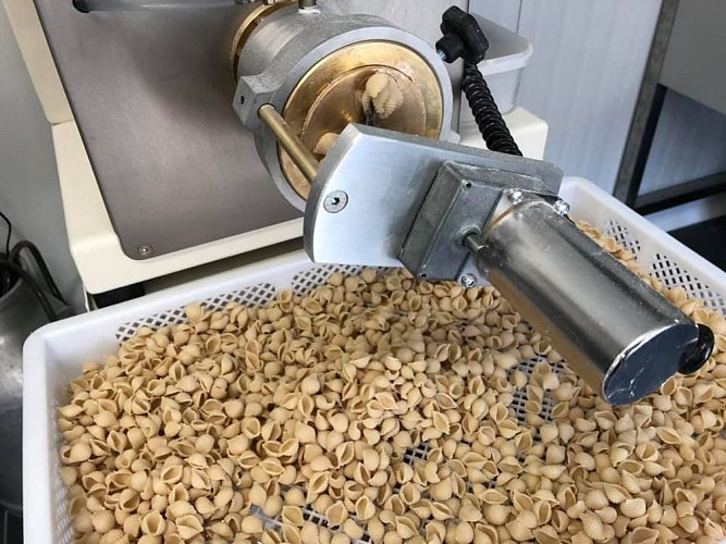 97981598_121008946266689_6156215730481135616_n