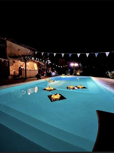 La piscine de nuit