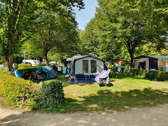 Camping**** La Plaine Tonique